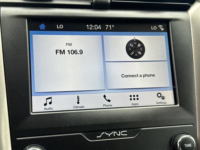 Used 2019 Ford Fusion SE FWD image 21
