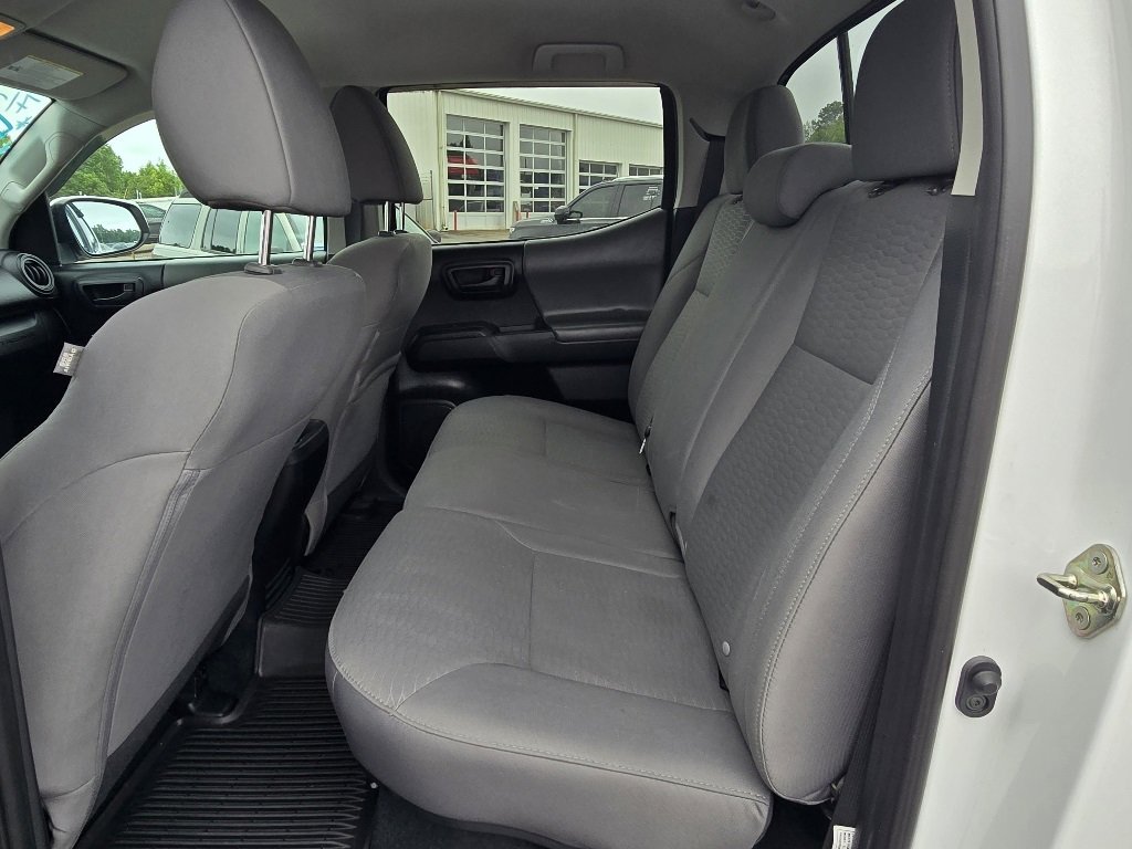 Used 2019 Toyota Tacoma SR w/ SR Convenience Package image 12