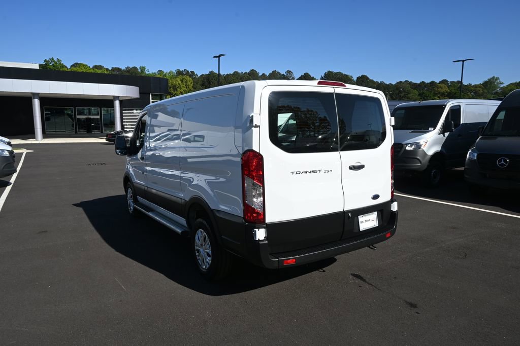 Used 2024 Ford Transit 250 Low Roof w/ Exterior Upgrade Package image 4