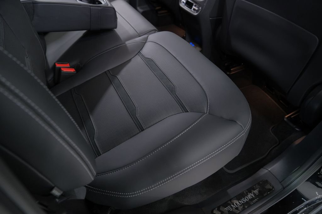 Used 2026 Mercedes-Benz G 63 AMG 4MATIC image 24