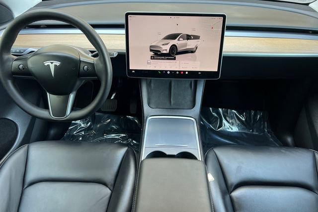 Used 2023 Tesla Model Y Long Range image 19