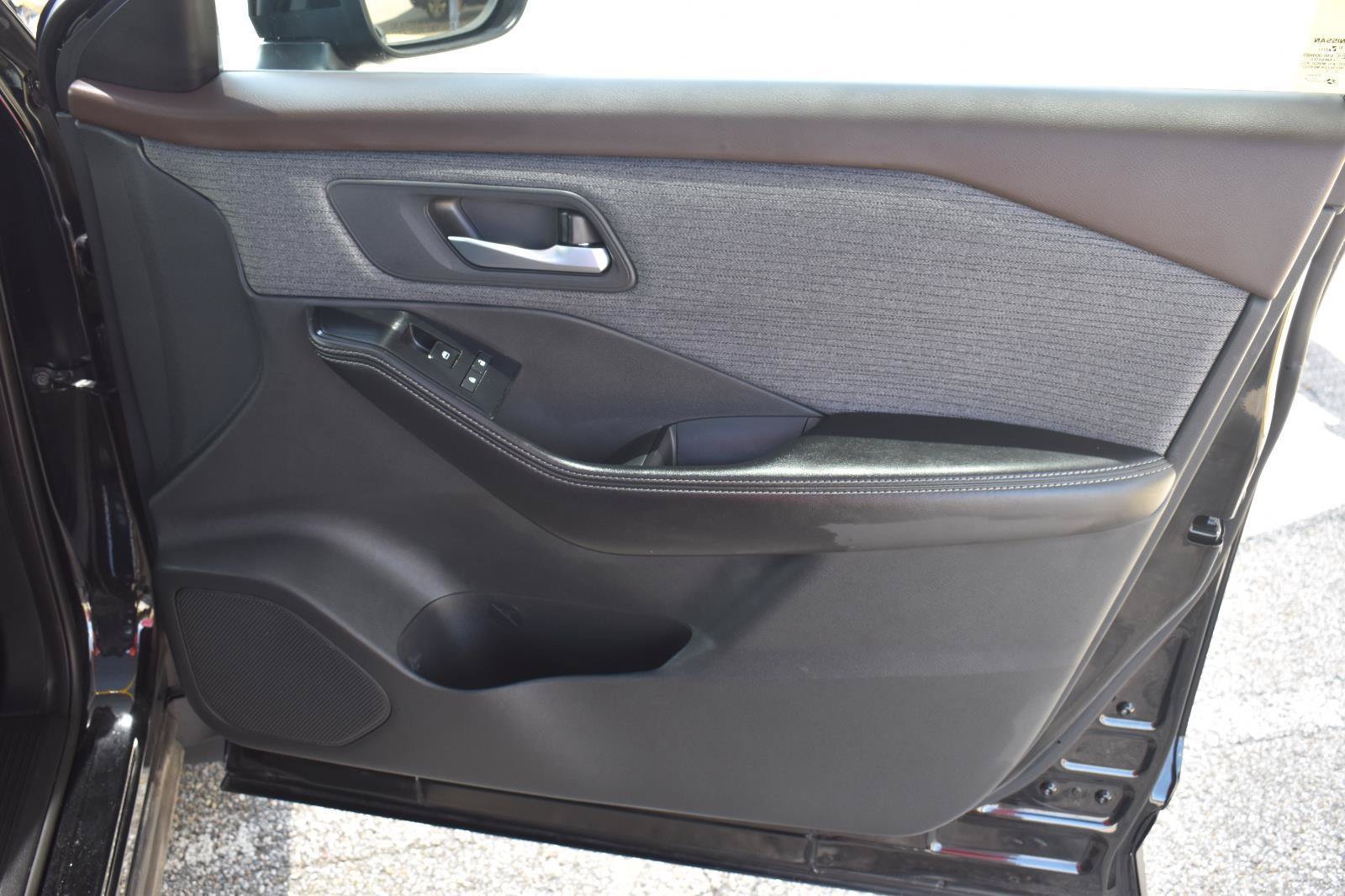 Used 2021 Nissan Rogue SV FWD image 62