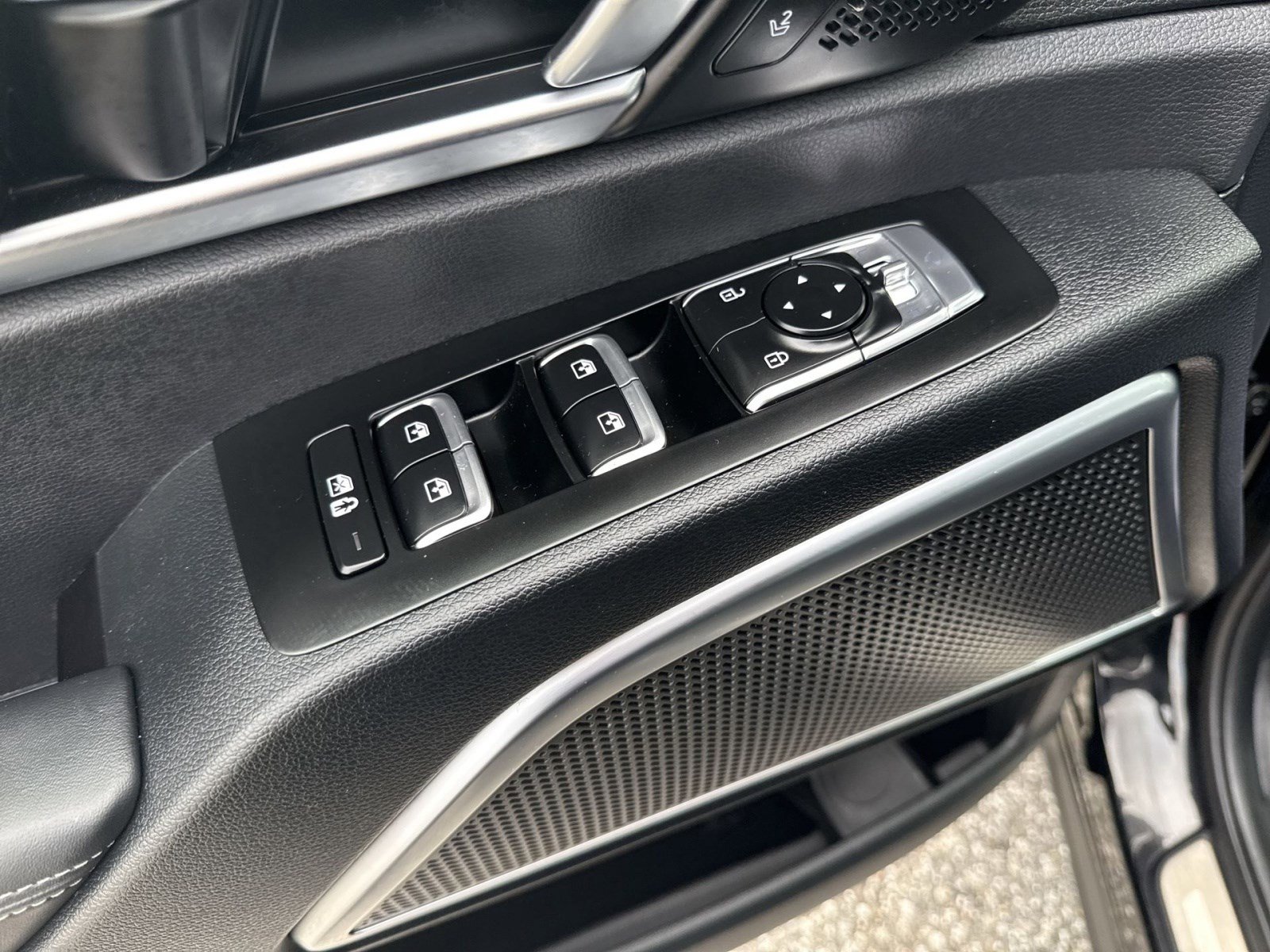 Used 2025 Kia Telluride SX Prestige X-Line image 15