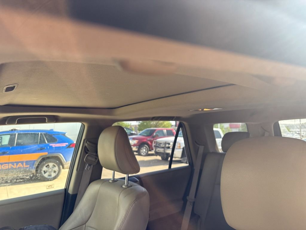 Used 2018 Toyota 4Runner Limited AWD/4WD image 11