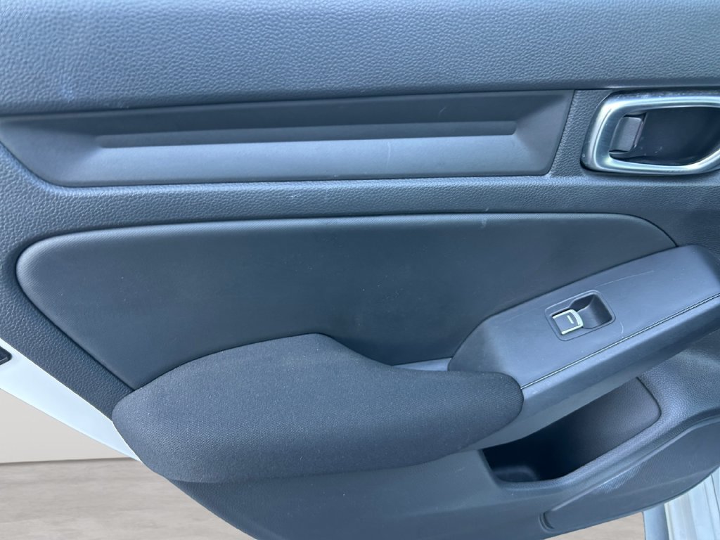 Used 2023 Honda Civic LX image 15