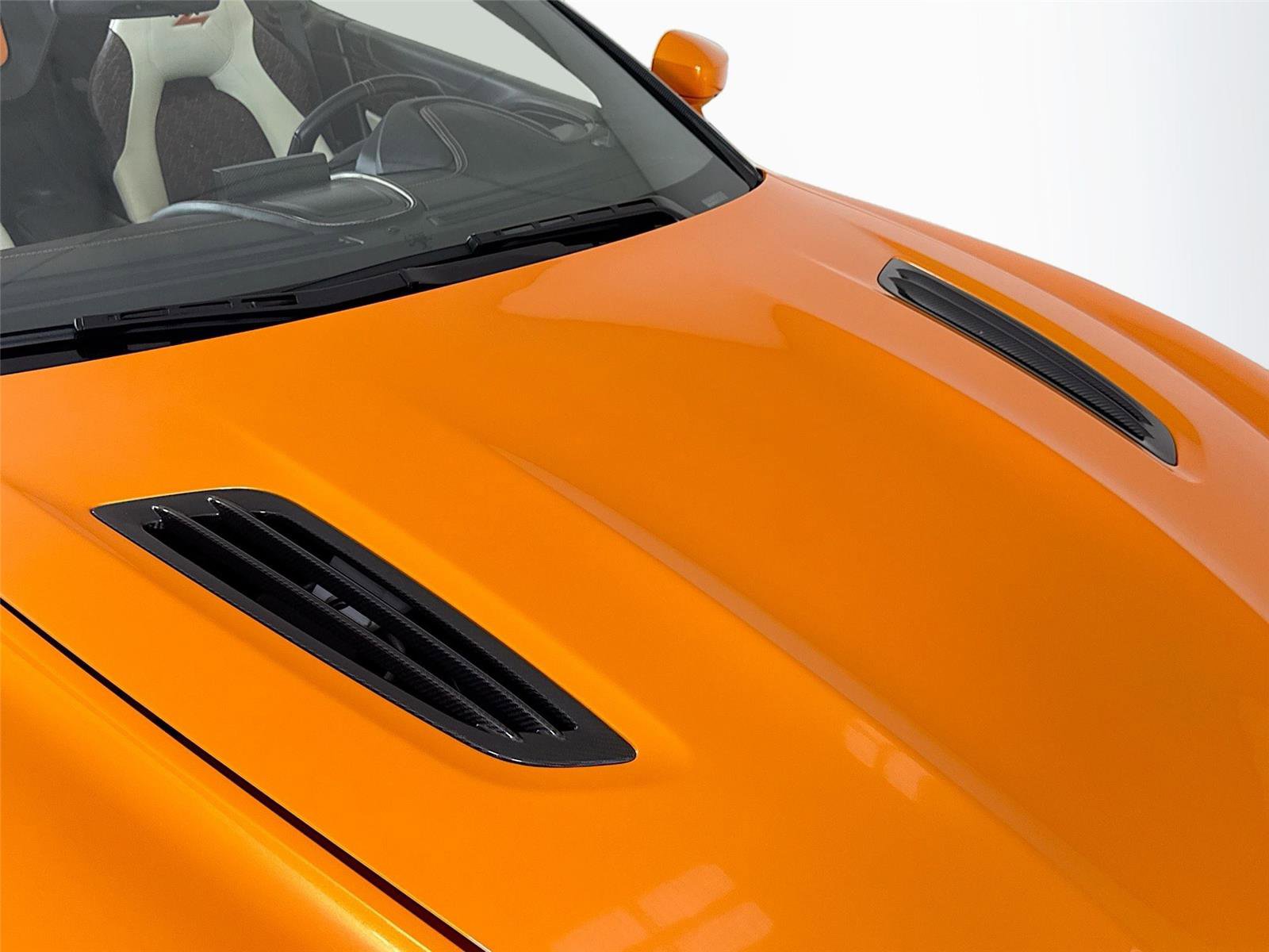 Used 2018 Aston Martin Vanquish Zagato image 32