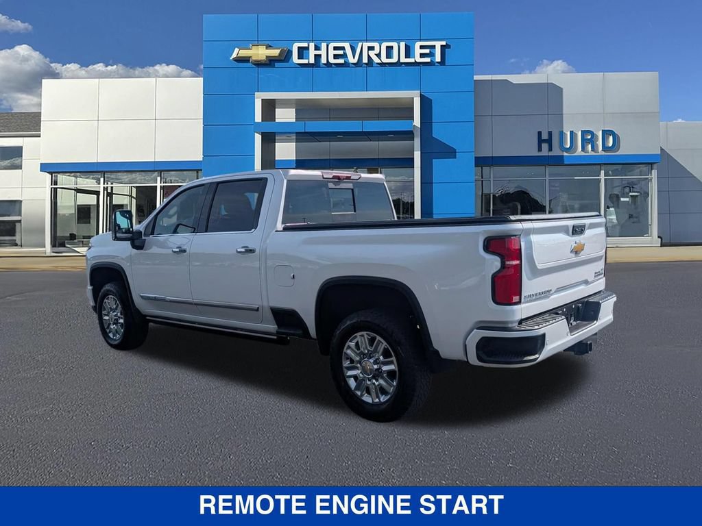 Used 2025 Chevrolet Silverado 2500 High Country w/ High Country Premium Package AWD/4WD image 6
