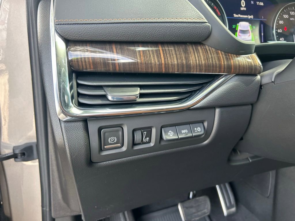 Used 2023 Cadillac XT4 Sport FWD image 22