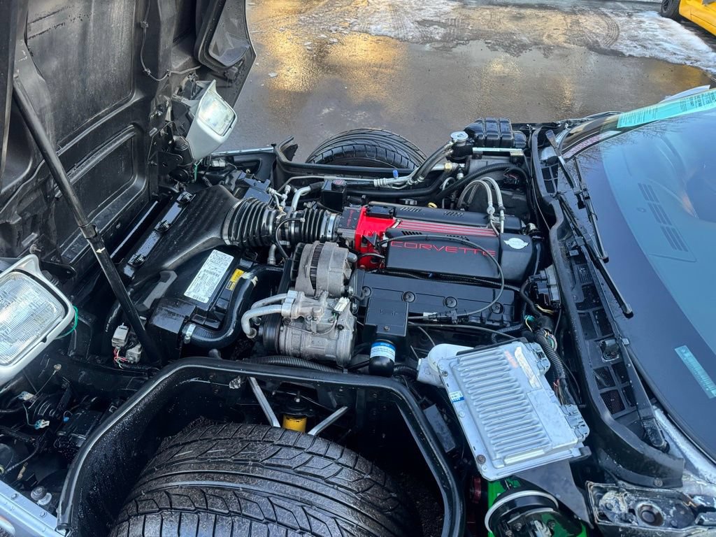 Used 1996 Chevrolet Corvette Convertible RWD image 30