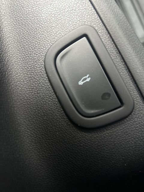 New 2026 GMC Acadia Elevation w/ Elevation Premium Package AWD/4WD image 31