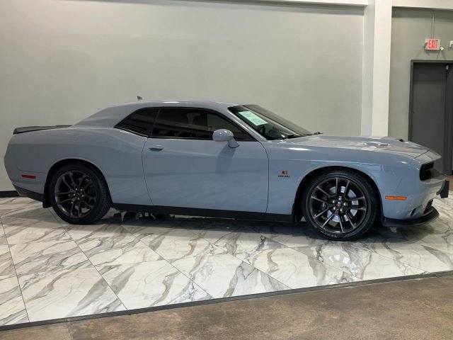 Used 2021 Dodge Challenger R/T Scat Pack RWD image 6