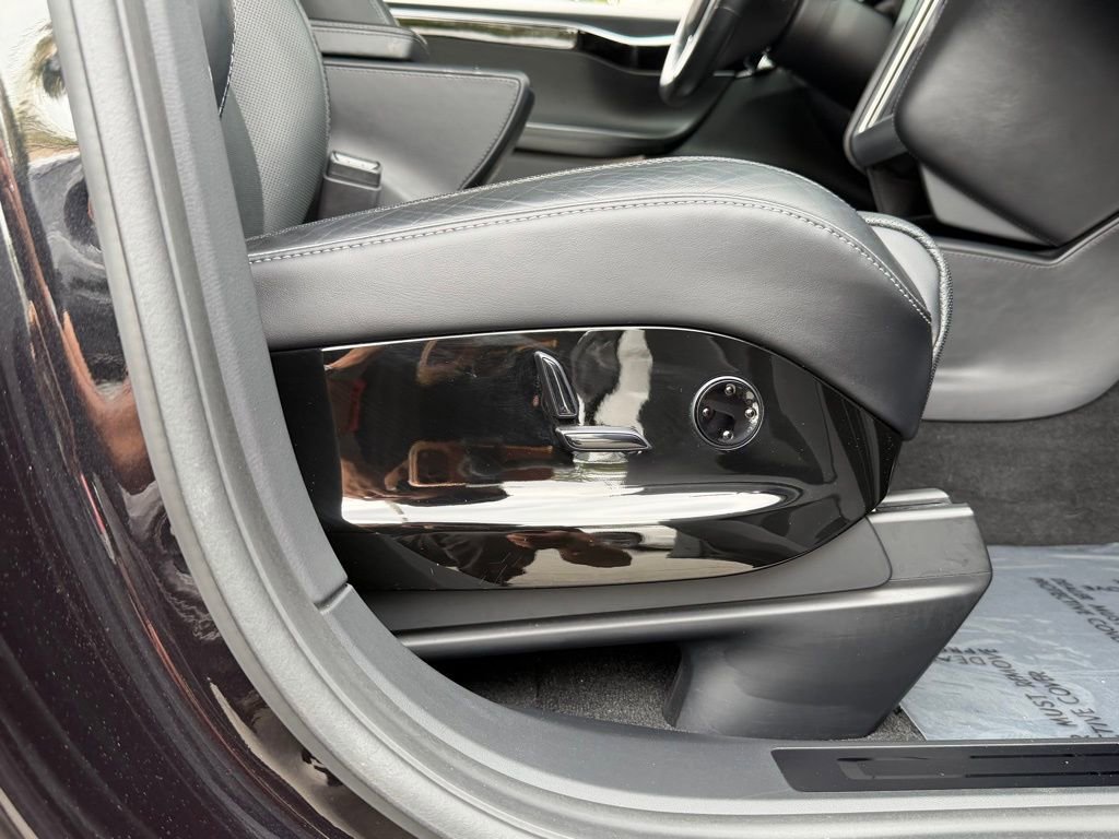 Used 2016 Tesla Model X Performance image 37