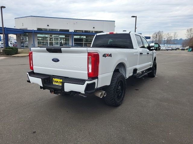 Used 2024 Ford F350 XLT image 6