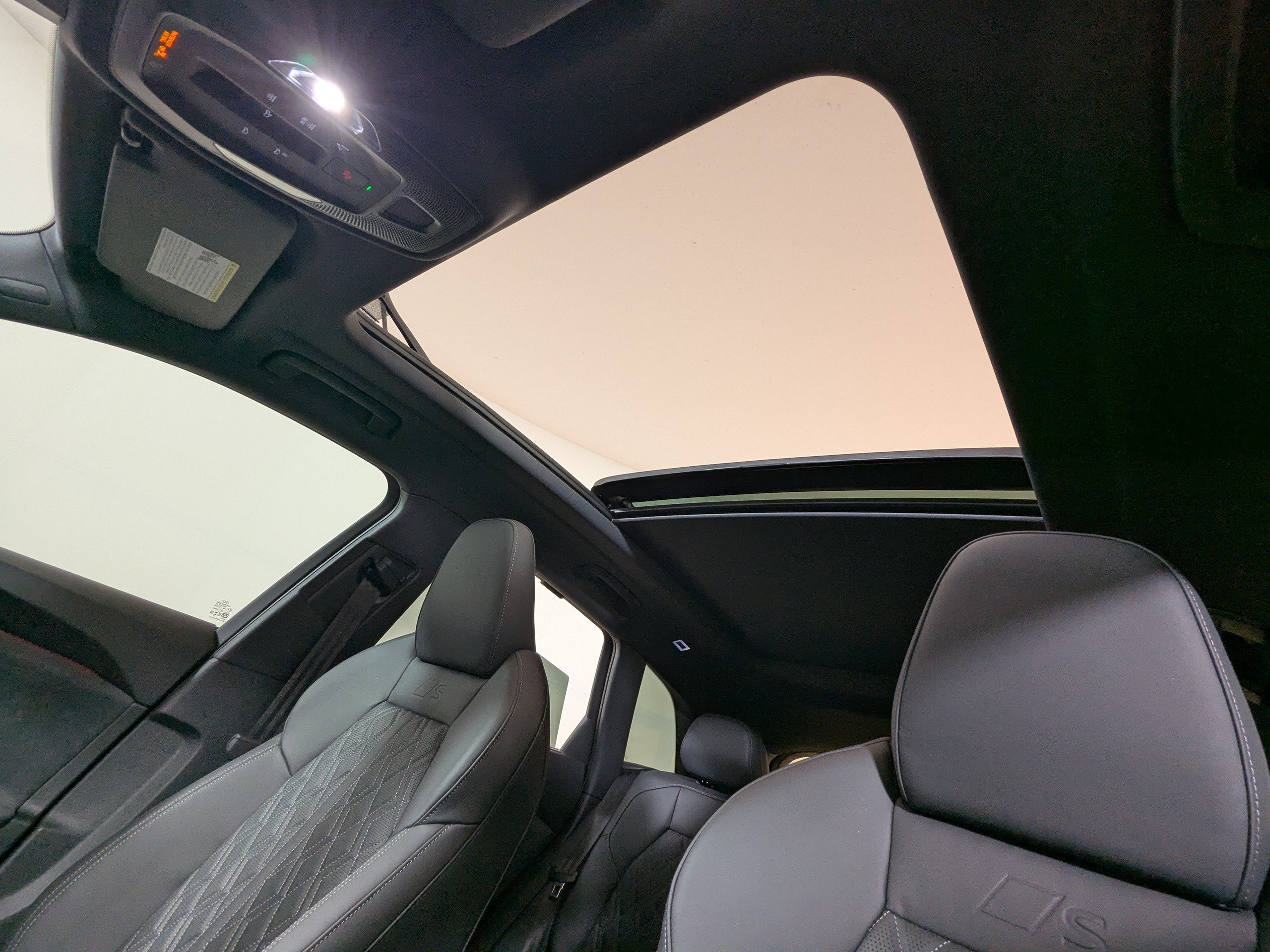 New 2026 Audi SQ5 Premium Plus AWD/4WD image 28