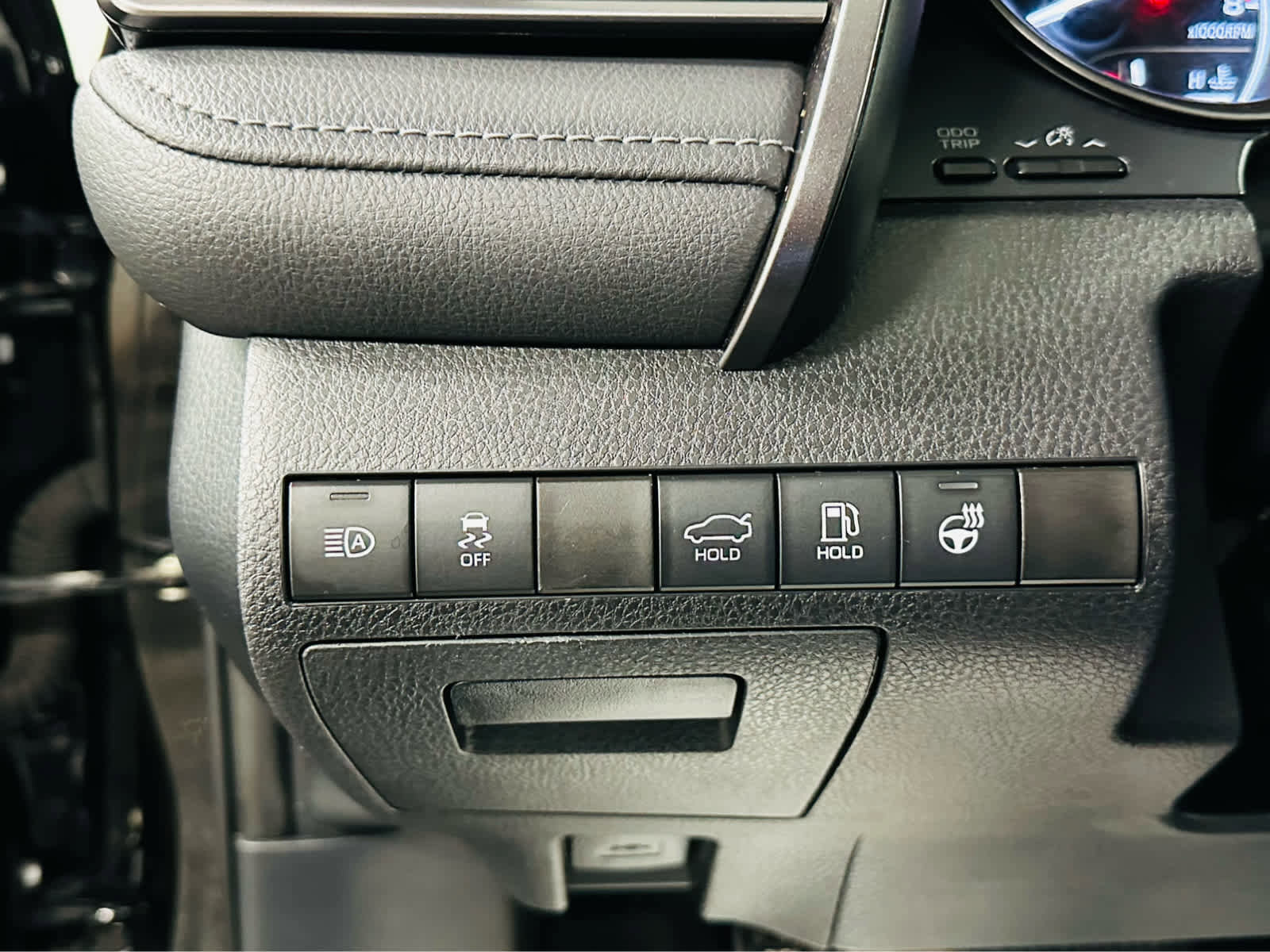 Used 2023 Toyota Camry SE image 12