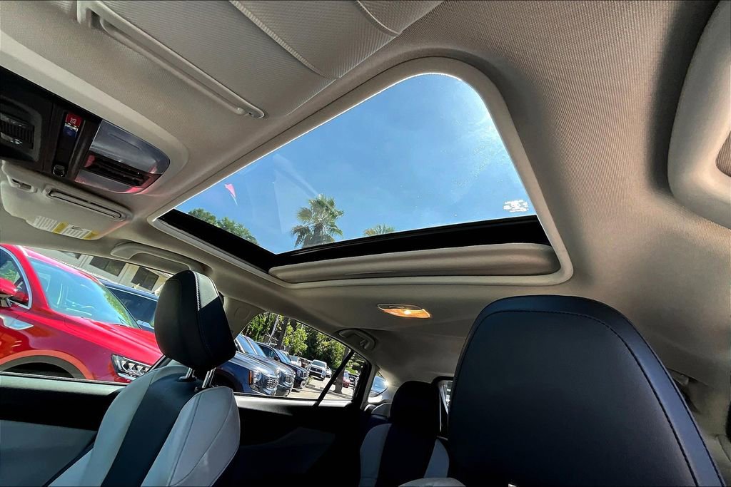 Used 2019 Subaru Crosstrek Hybrid w/ Moonroof Package w/Navigation image 12