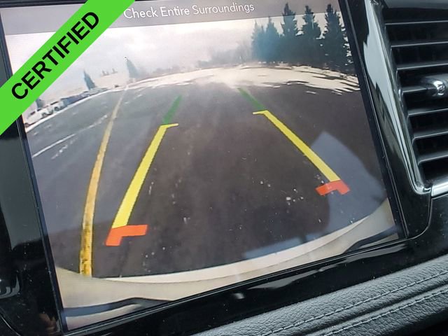 Used 2019 Chrysler Pacifica Limited image 16