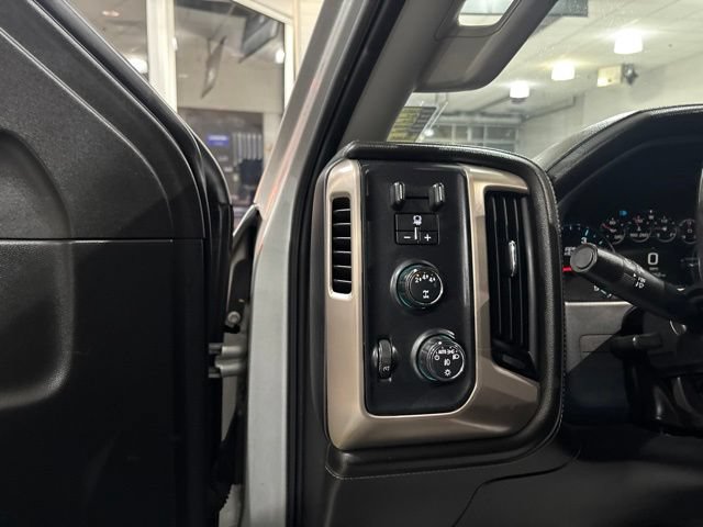 Used 2019 GMC Sierra 3500 Denali w/ Duramax Plus Package AWD/4WD image 14