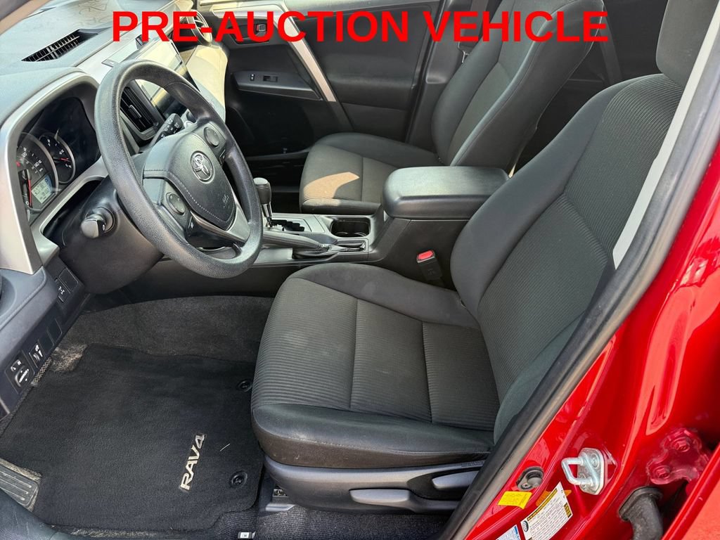 Used 2016 Toyota RAV4 LE AWD/4WD image 10