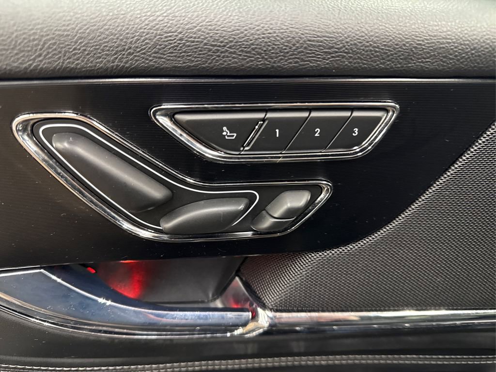 Used 2020 Lincoln Corsair Reserve w/ Equipment Group 202A image 40