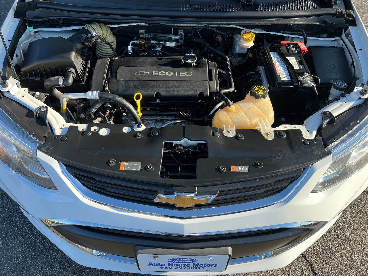 Used 2017 Chevrolet Sonic LT image 37