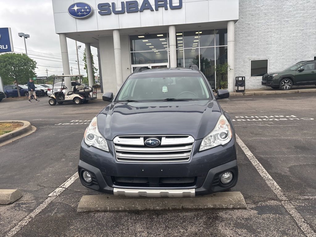 Used 2014 Subaru Outback 2.5i Limited w/ Moonroof Package AWD/4WD image 8