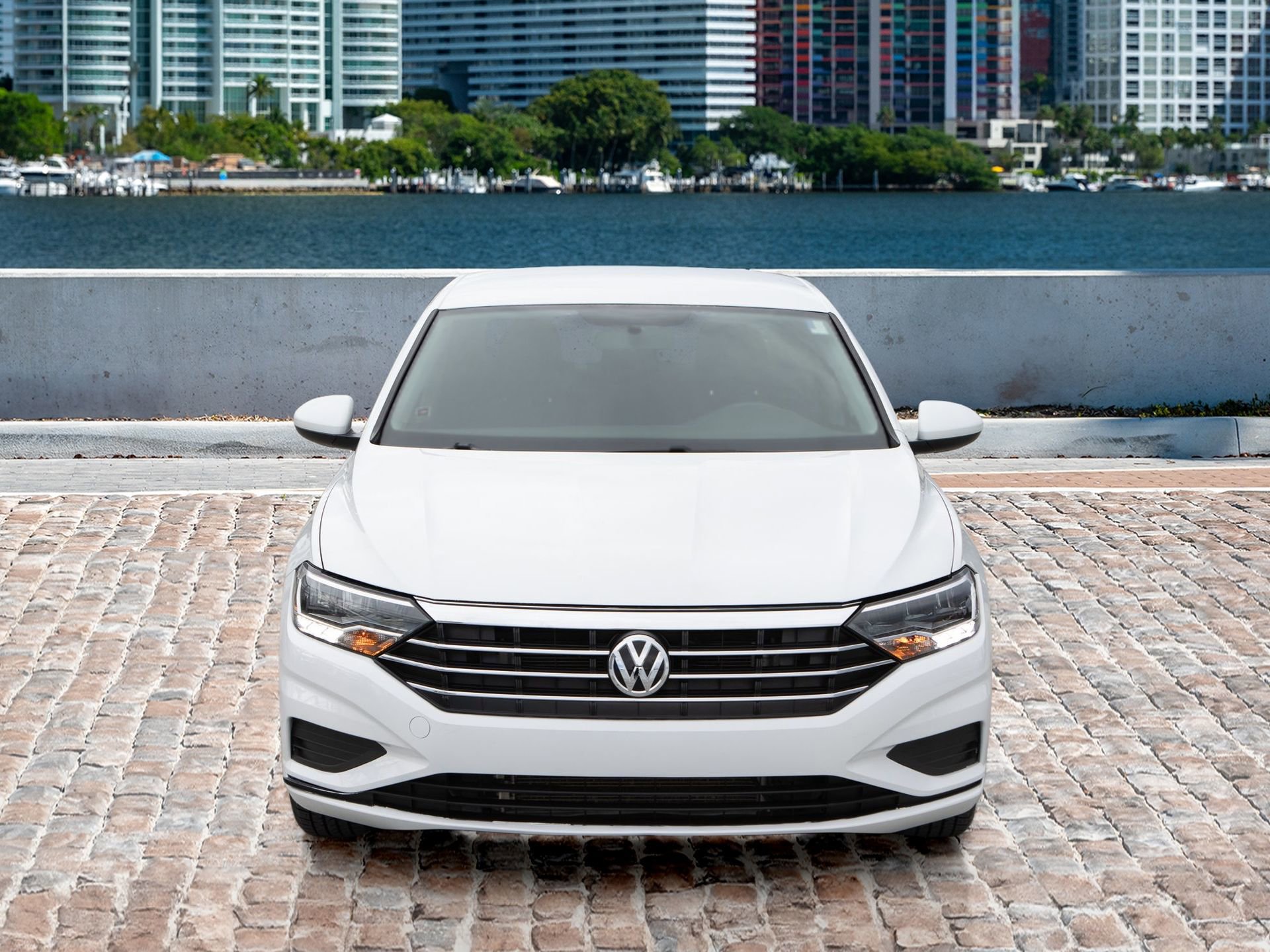 Used 2019 Volkswagen Jetta R-Line image 2