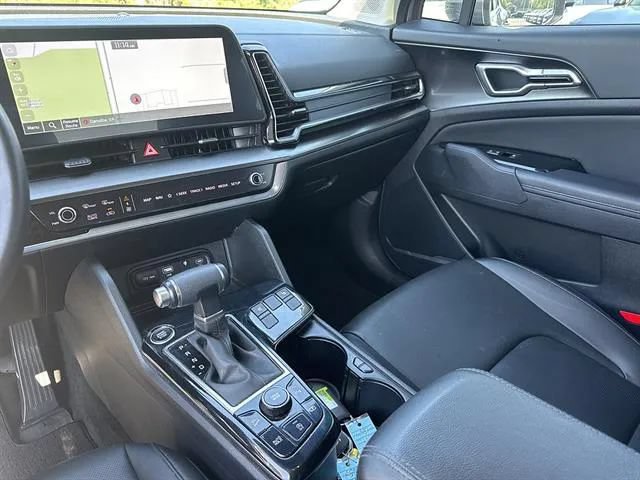 Certified 2025 Kia Sportage EX w/ Premium Package FWD image 12