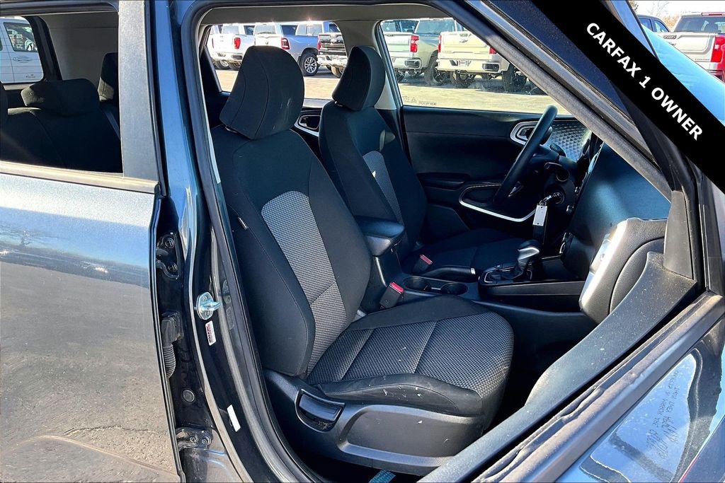 Used 2021 Kia Soul LX image 27