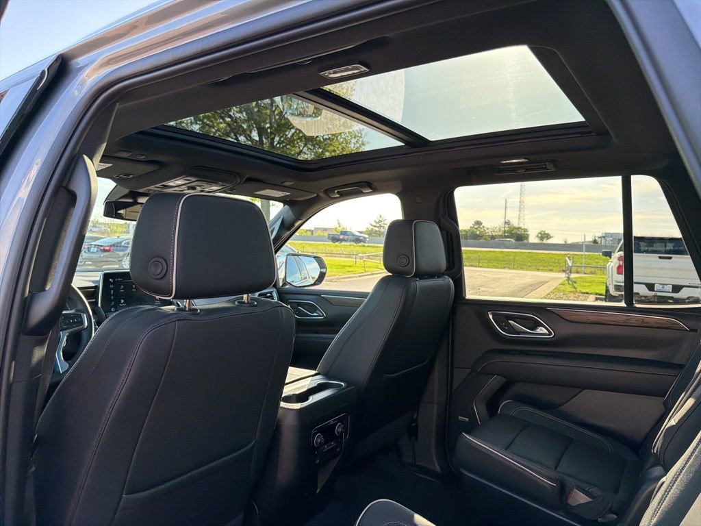 Certified 2023 Chevrolet Tahoe Premier AWD/4WD image 18