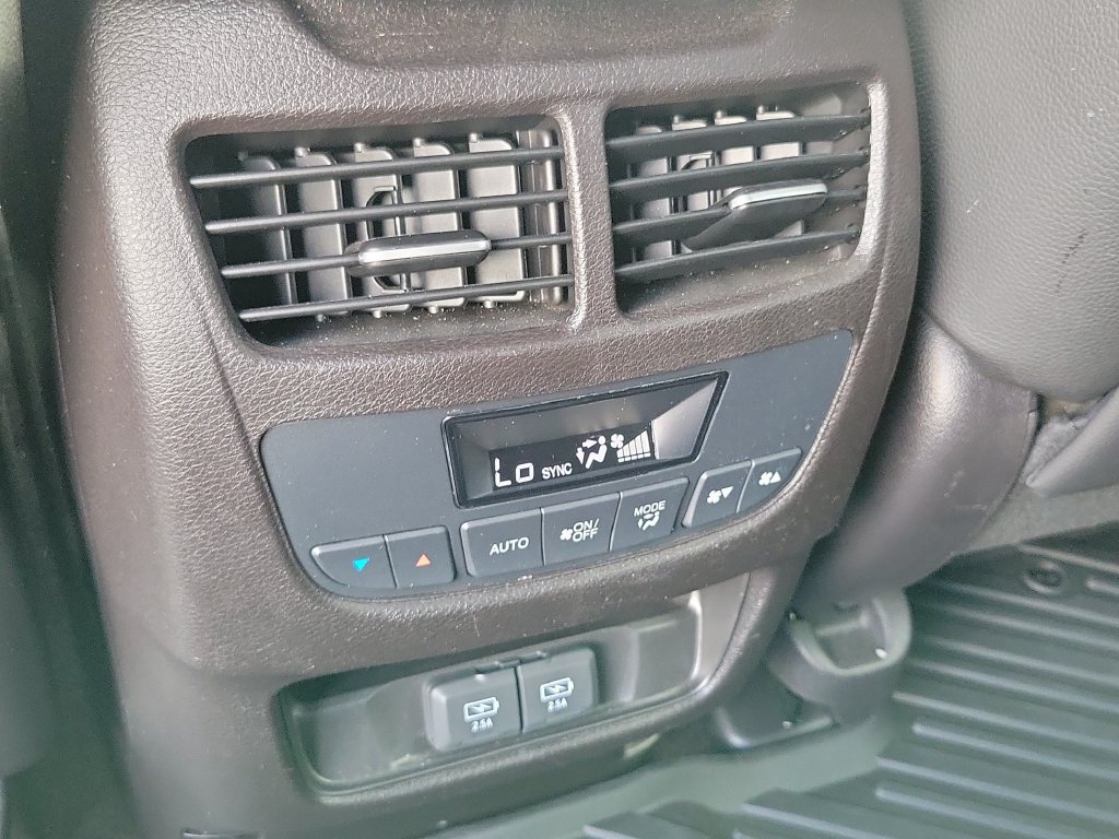 Certified 2020 Acura MDX w/ Technology Package FWD image 16
