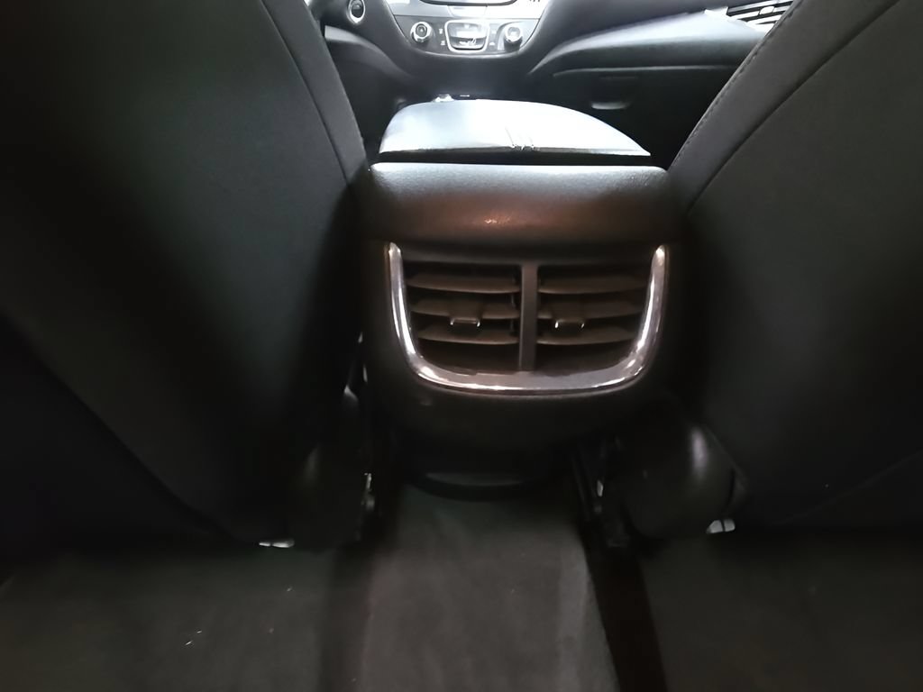 Used 2018 Chevrolet Malibu LT FWD image 26