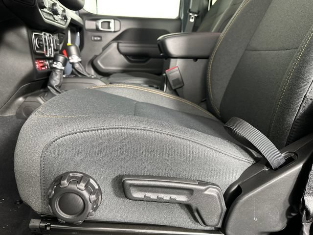 New 2026 Jeep Wrangler Unlimited Sport AWD/4WD image 4