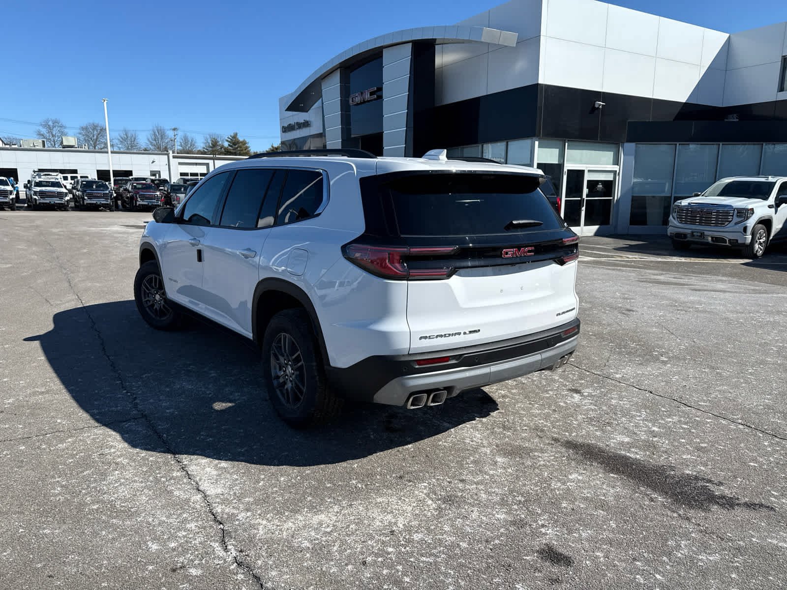 New 2026 GMC Acadia Elevation image 5