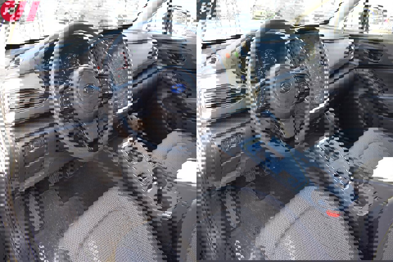 Used 2024 Subaru Crosstrek 2.0i Premium w/ Popular Package #4 image 3