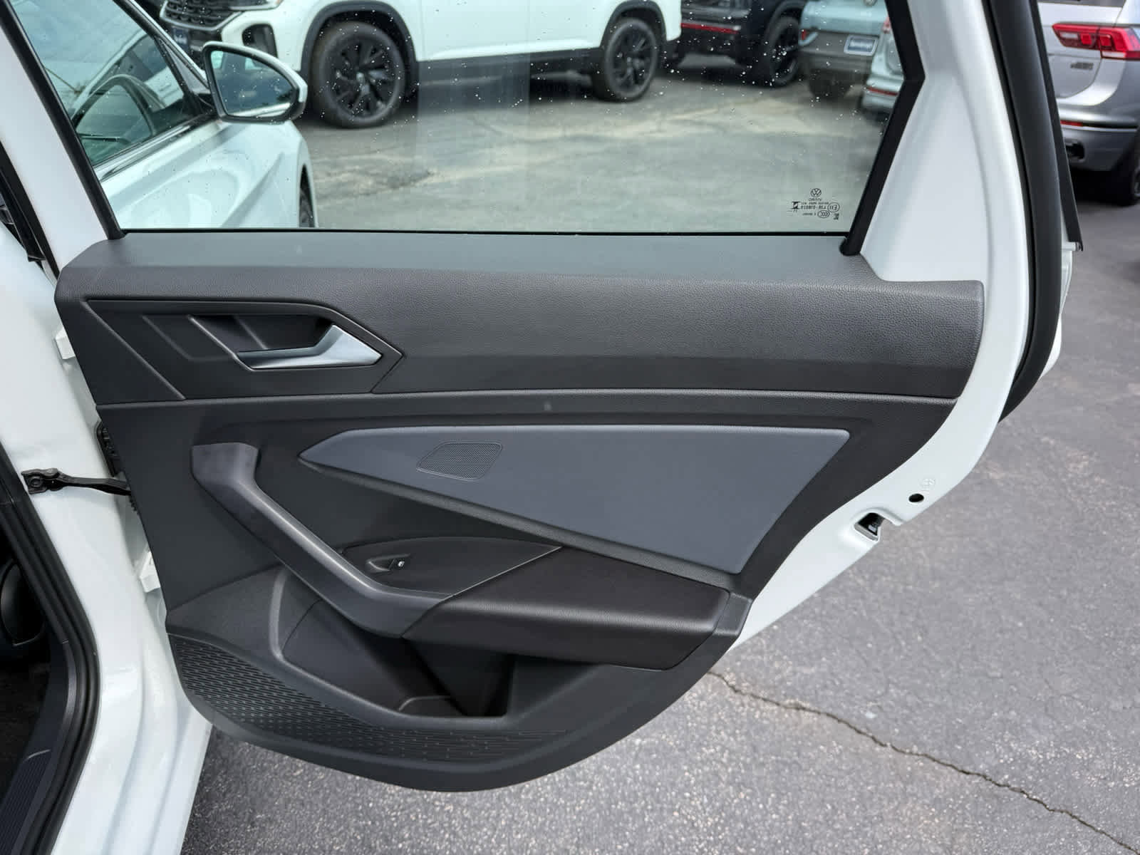 Used 2026 Volkswagen Jetta SE FWD image 11