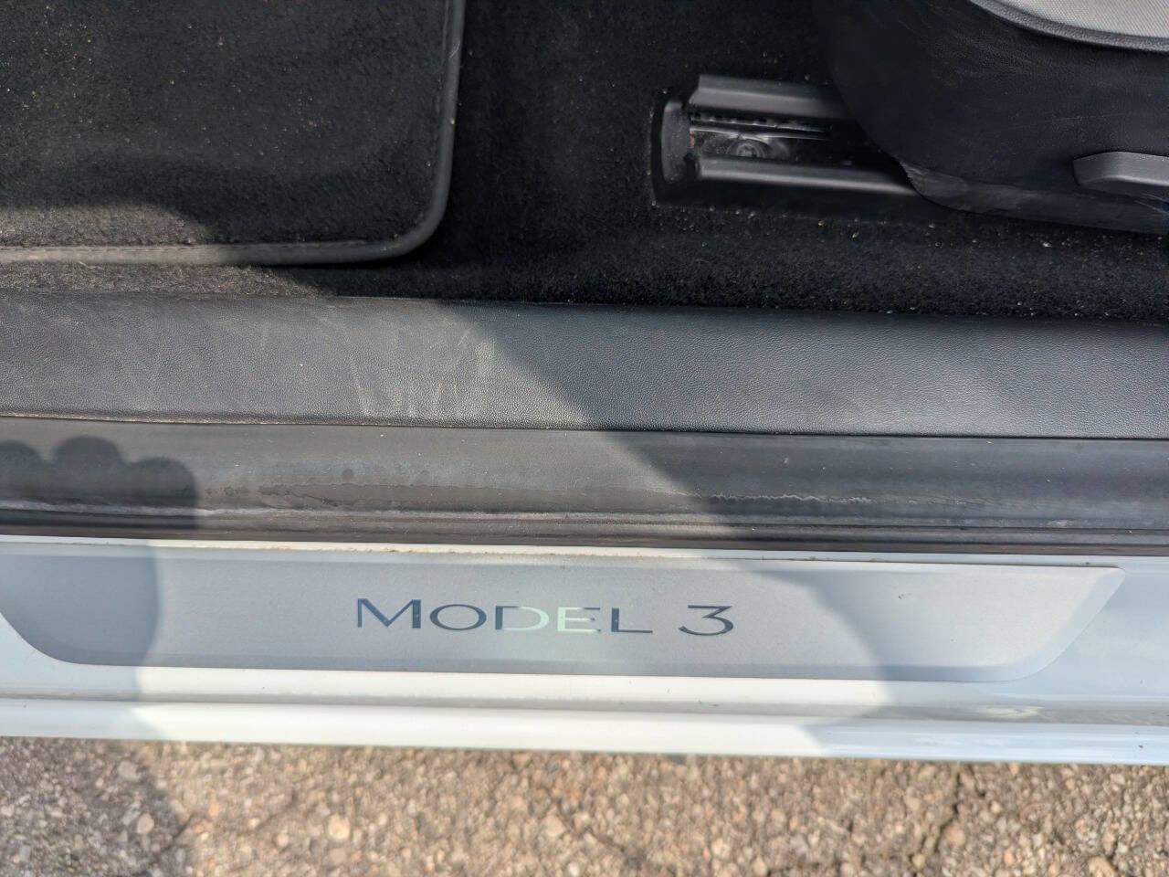 Used 2019 Tesla Model 3 Long Range AWD/4WD image 14