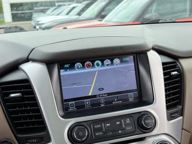 Used 2018 GMC Yukon XL SLT w/ Open Road Package AWD/4WD image 3