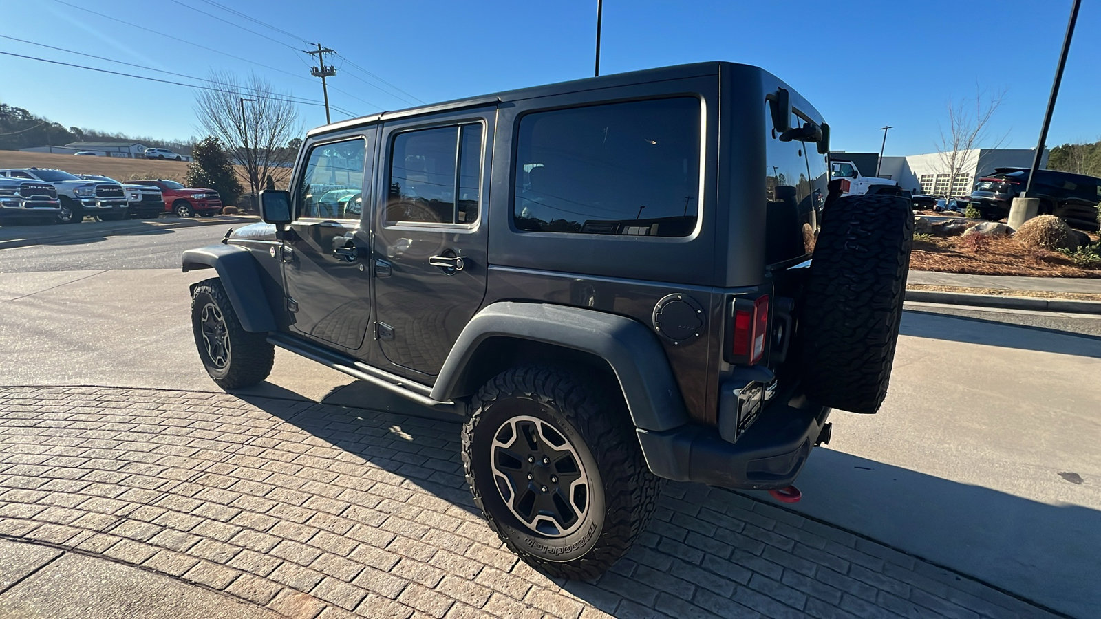 Used 2014 Jeep Wrangler Unlimited Rubicon image 10