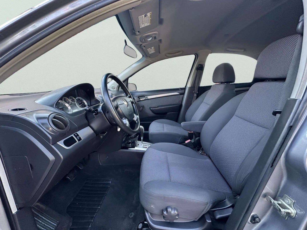 Used 2011 Chevrolet Aveo LT FWD image 16