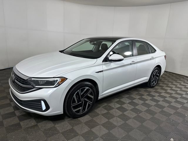 Used 2024 Volkswagen Jetta SEL image 7