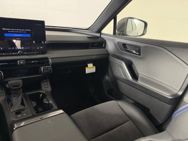 Used 2026 Toyota RAV4 XSE w/ Weather Package AWD/4WD image 32