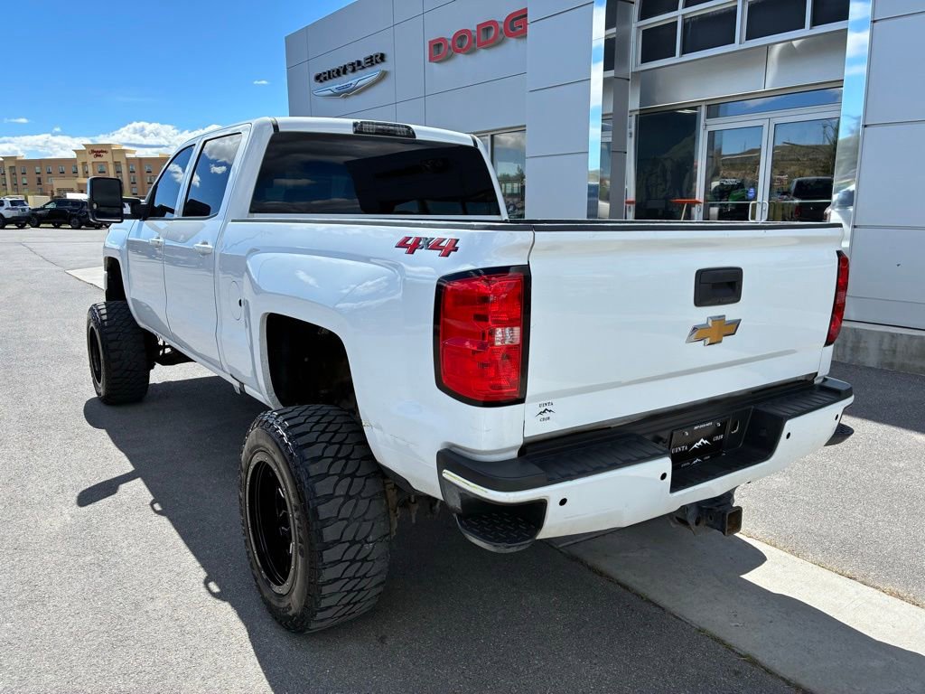 Used 2018 Chevrolet Silverado 2500 LT AWD/4WD image 4