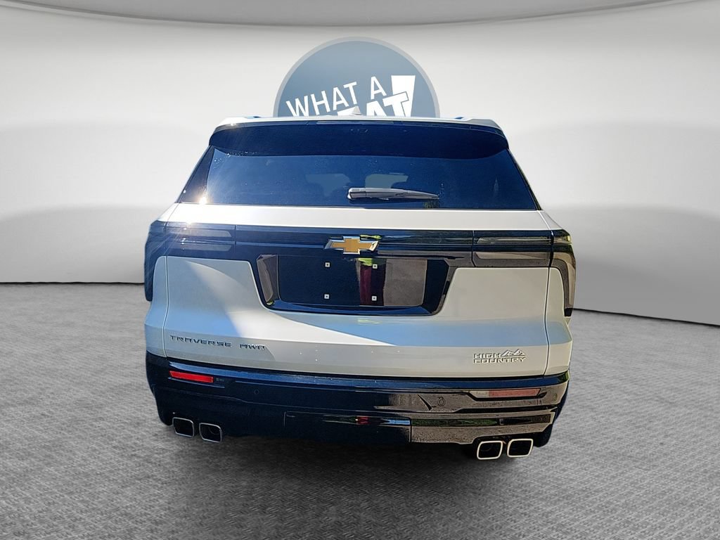 Used 2025 Chevrolet Traverse High Country w/ LPO, Floor Liner Package AWD/4WD image 6
