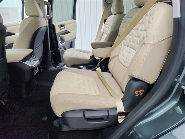 New 2026 Nissan Armada Platinum Reserve image 34