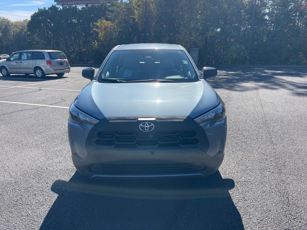 Used 2026 Toyota Corolla Cross L image 2