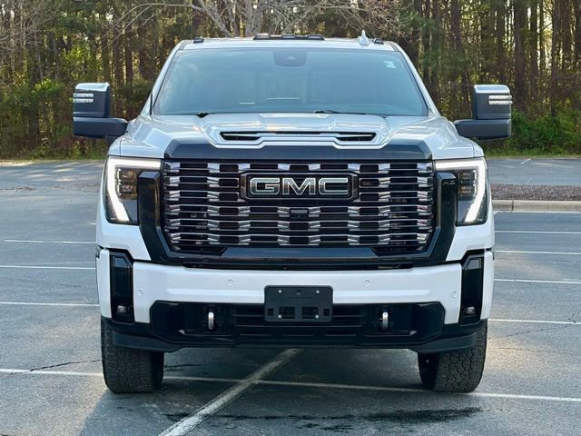 Used 2025 GMC Sierra 2500 Denali Ultimate image 12