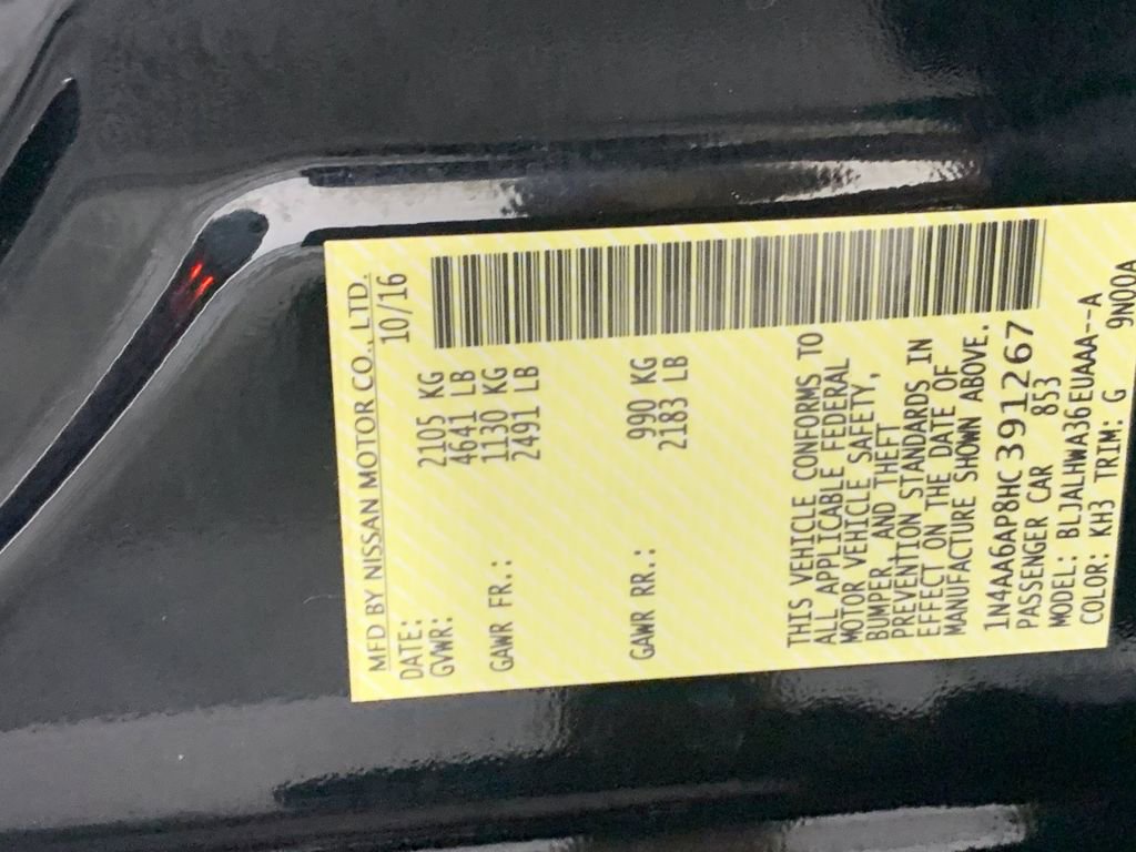 Used 2017 Nissan Maxima Platinum image 12