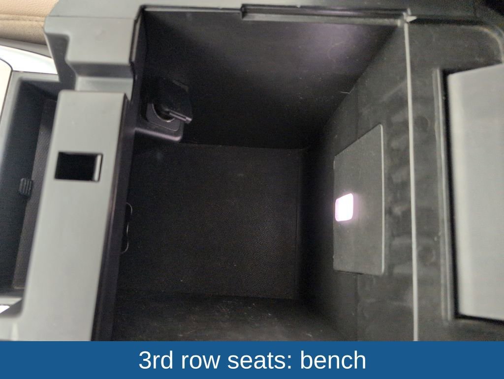 Used 2020 Ford Explorer XLT w/ Equipment Group 202A image 44