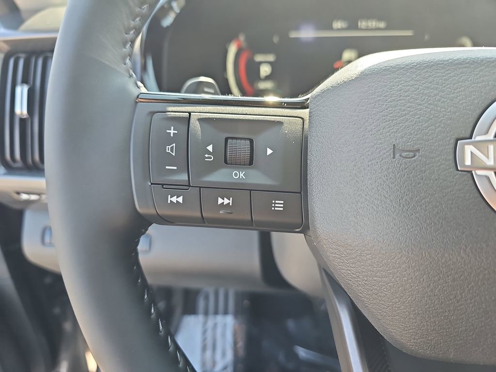 New 2026 Nissan Pathfinder SL AWD/4WD image 22